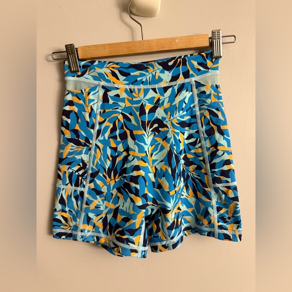 Offline by Aerie High-Rise Printed Bike Shorts – Women’s Small